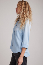 Load image into Gallery viewer, Bella Dahl - Shirt Tail Button Down Shirt - Sunbleach Wash
