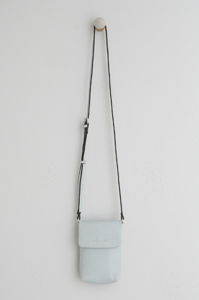 Indi And Cold - Compact Leather Bag - Aquamarine