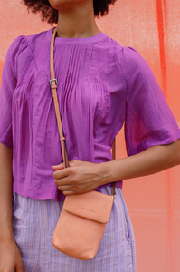 Indi And Cold - Compact Leather Bag - Pomelo