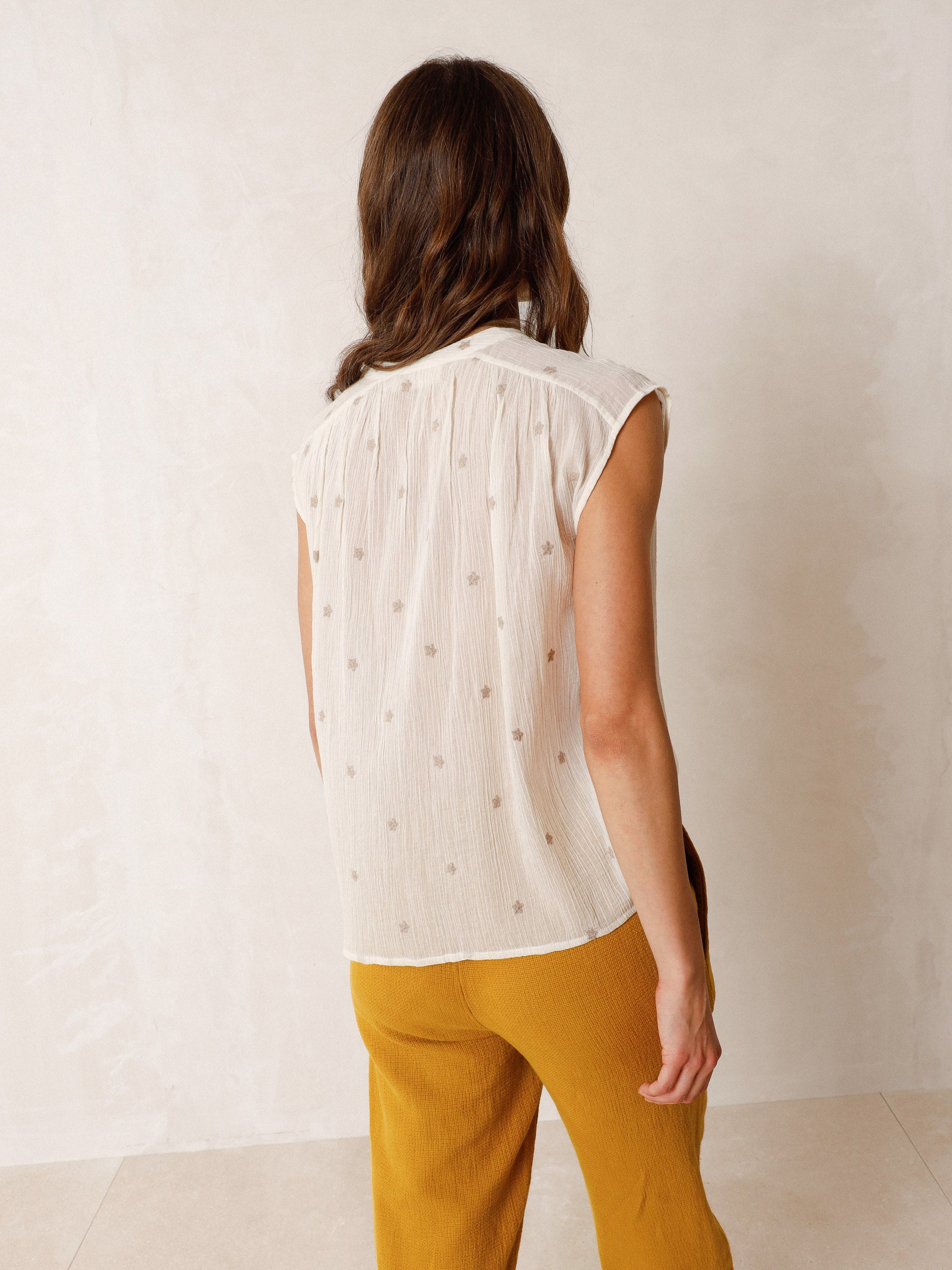 Indi And Cold - Embroidered Crepe Gauze Shirt - Ecru