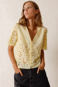 Indi And Cold - Embroidered Detail Shirt - Pistachio