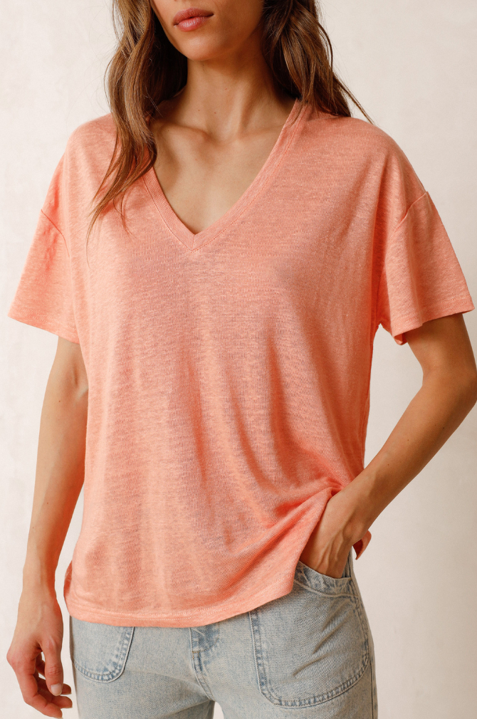 Indi And Cold - Linen Mix V-Neck Tee - Peach