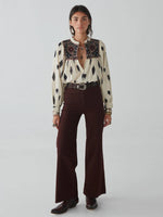 Load image into Gallery viewer, Maison Hotel - Macarena Blouse - Dust In the Wind Ivory
