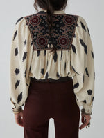 Load image into Gallery viewer, Maison Hotel - Macarena Blouse - Dust In the Wind Ivory
