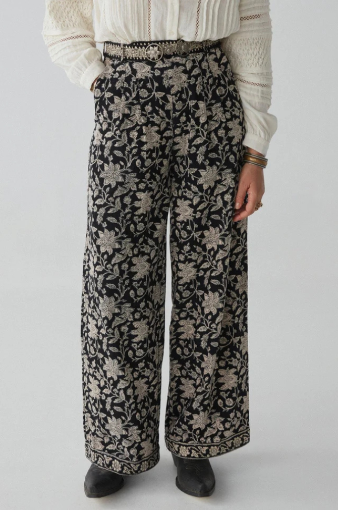 Maison Hotel - Pepa Pant - Magnolia Ying Yang