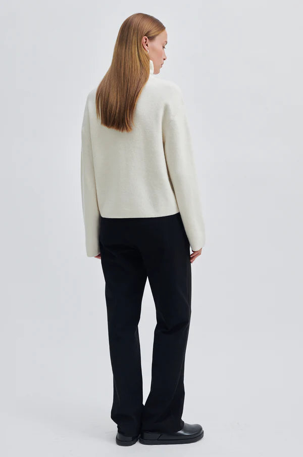 Second Female - Alvera Zip T Neck Knit - Vaporous White