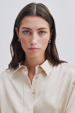 Load image into Gallery viewer, Second Female - Galia Silky Shirt - French Oak
