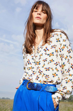 Load image into Gallery viewer, Pom Amsterdam - Milly Butterfly Blouse - Ecru
